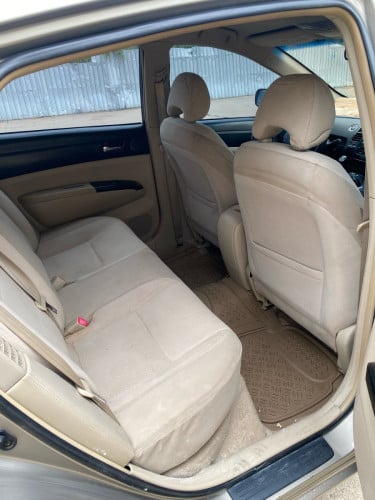 Prius 2005 half full
