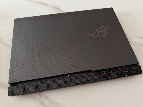 ROG Strix G713RM Gaming Laptop – លក់ពីម្ចាស់ផ្ទាល់! $6xx (អាចចរចាបាន)