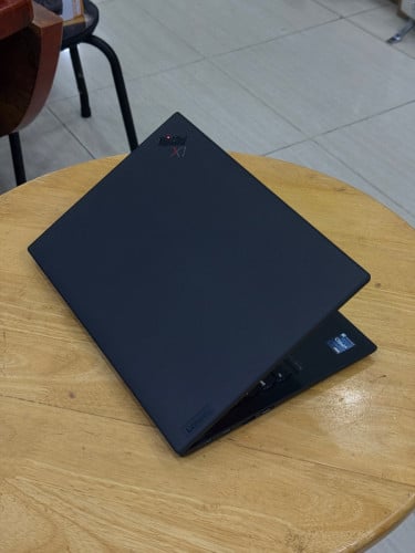 Thinkpad X1 Carbon Gen10, 14” 4K, ជំនាន់ទី12th