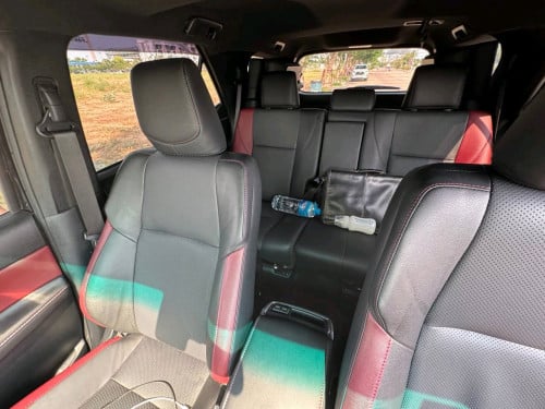 Toyota FORTUNER Legender 2023