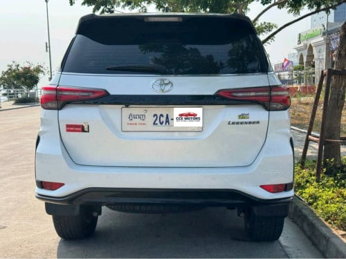 Toyota FORTUNER Legender 2023
