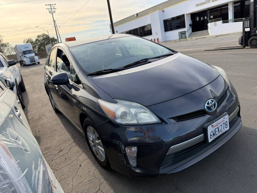 Toyota prius 2012 options 3 plug in