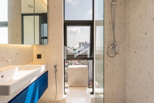 Urgent sale 2 bedrooms at Time square 5 in BKK1