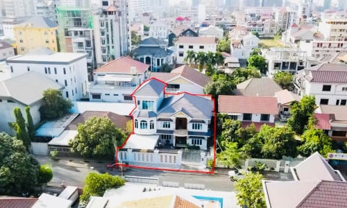 Villa For Rent At Toul Kork Area, 02 Floors. 08 Rooms,  3,000$, Good For Residence and Office….