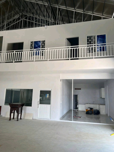 WH 1900m2 at Sensok for rent