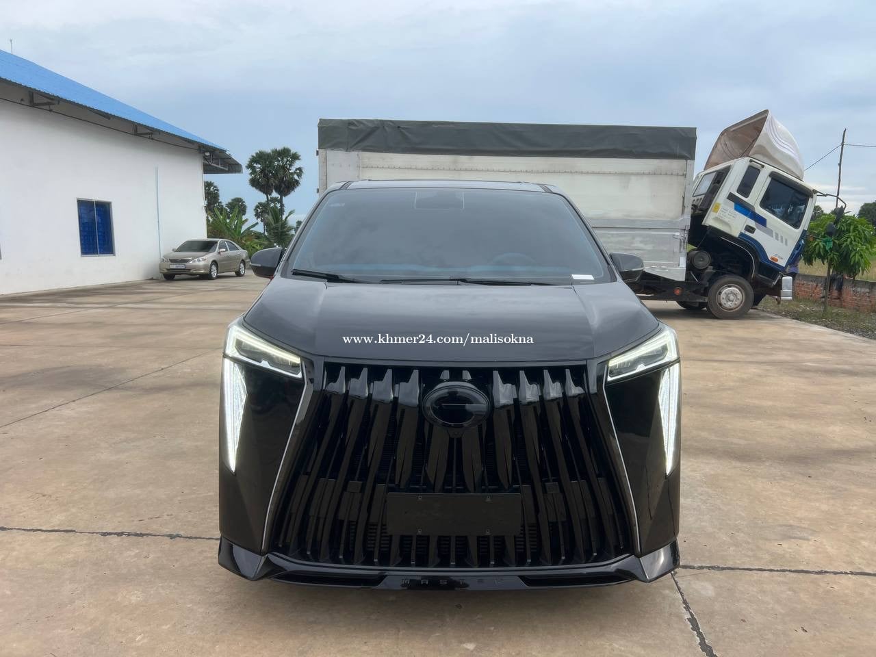 Car GN8 VIP 2025