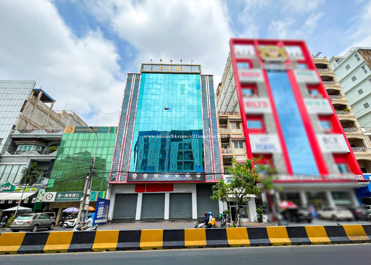 Commercial building for rent near TK market