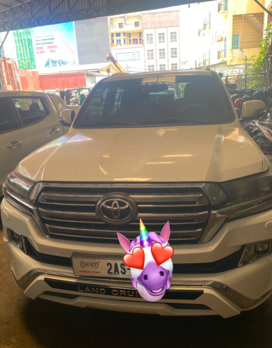 ឡានស្អាតអត់សូវជិះម្ចាស់ចង់ដូរសេរី