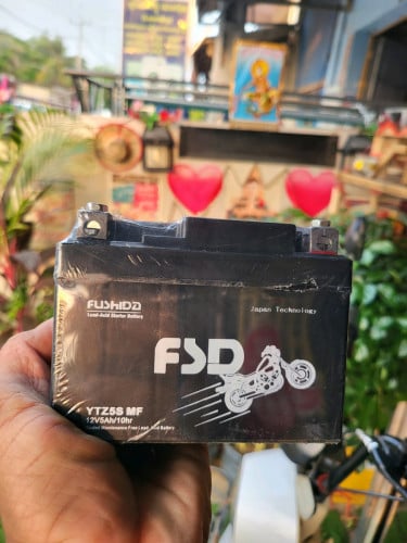 លក់អាគុយម៉ូតូ