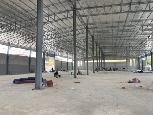 ឃ្លាំងជួលនៅខណ្ឌសែនសុខ