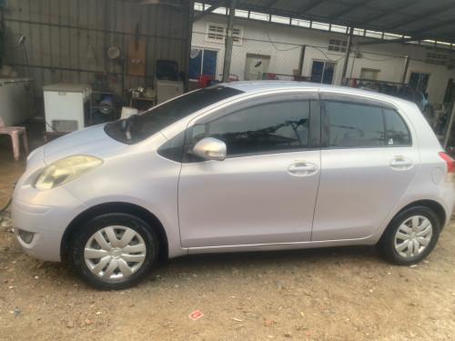 ឡានស្អាតម្ចាស់ដេីម