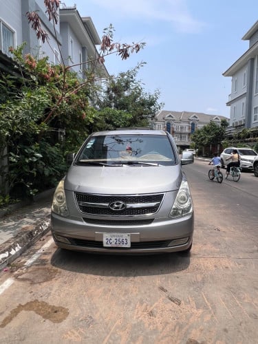 ឡានលក់ ស្តារិច012 ទំលាក់ពន្ធ08 ឡានជិះផ្ទាល់ មិនបុក