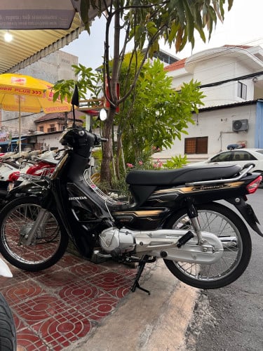 ម៉ូតូលក់2133