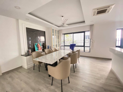 វីឡាឃ្វីនសម្រាប់លក់បន្ទាន់ (បុរីជីបម៉ុង598)