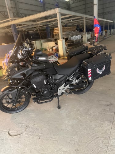 លក់CB400Xឆ្នាំ2016 បញ្ចាក់ ម្ចាស់ដើម ឆ្នាំសុីន2016ទម្លាក់ឆ្នាំ013តម្លៃចរចារគ្នាពេលមើលម៉ូតូត្រូវ