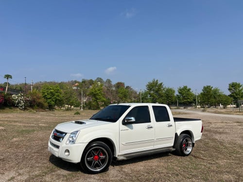 ឡានលក់Dmax 2007 ស្តាំមានពន្ធ