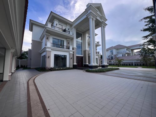 វីឡាឃីង(K-M)សម្រាប់លក់🏡• ទីតាំងបុរី ប៉េងហួត បឹងស្នោរ គម្រោង អេកូខូលិកសិន