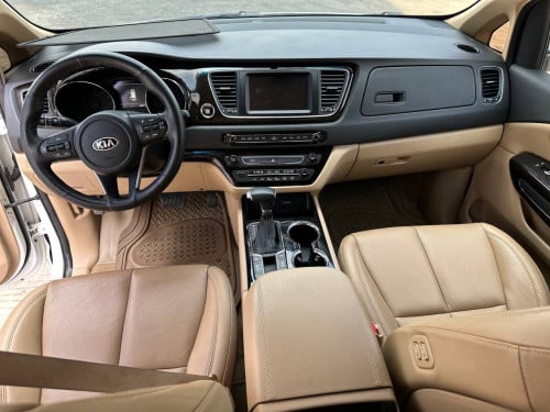 ឡានKIA Carnival 2020 Full ម្ចាស់ផ្ទាល់