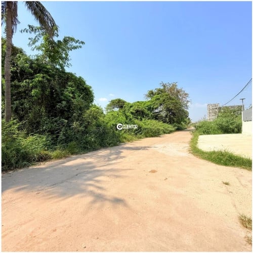 ដីលក់ នៅសង្កាត់វាលស្បូវ ខណ្ឌច្បារអំពៅ ភ្នំពេញ​ | Land For Sale in Veal Sbov, Chbar Ampov, Phnom Penh