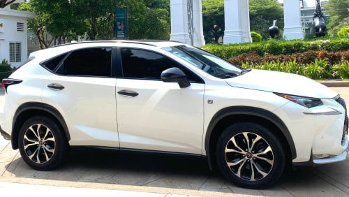 ឡានស្អាតLexus NX200T F-sport 2017