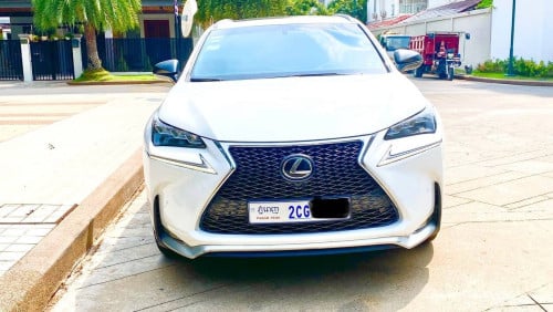 ឡានស្អាតLexus NX200T F-sport 2017