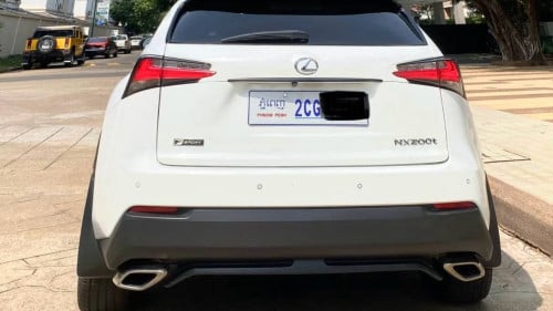 ឡានស្អាតLexus NX200T F-sport 2017