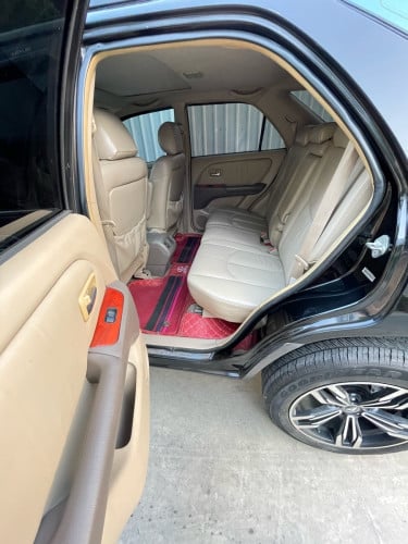 ឡានលក់Lexus RX300ឆ្នាំ02ប៉ុង1ធានានៅថ្មីមុខក្រោយអត់បុកអត់ប៉ះទឹកថ្នាំនៅស្រុិន85%លក់11000$ចរចា012630409