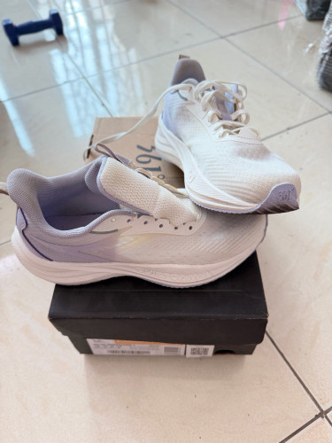 ស្បែកជើង Running Lady Size 36(230cm) 361•