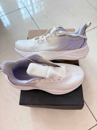 ស្បែកជើង Running Lady Size 36(230cm) 361•