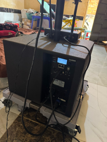 លក់បាស់ហ្ស៊ីន TRS ធូរៗ