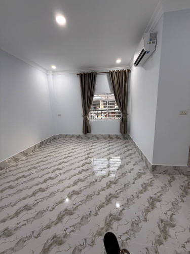 🏡House for rent has 9 rooms✅Price 4000$,In Poipet City