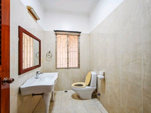 🏡Spacious 6 Bedrooms Villa Available for Rent- Toul Kork Area