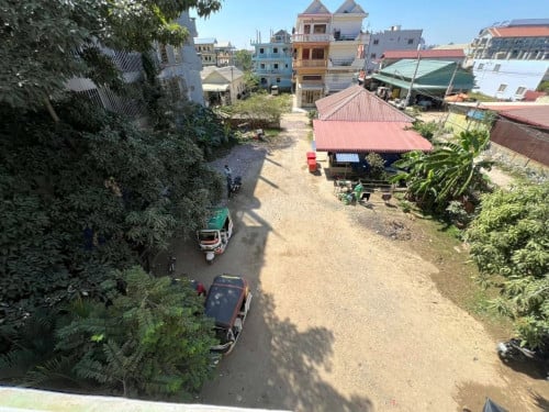 📣 Urgent Land for Sale with Existing Rental Business!