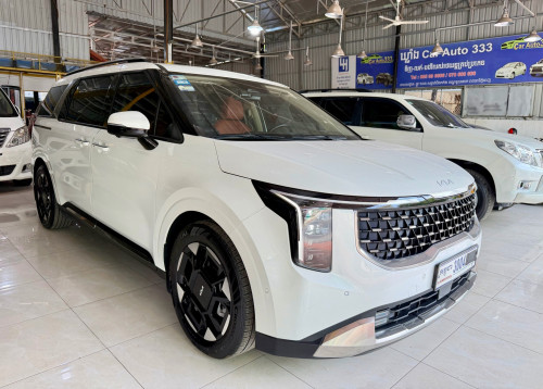 2025 kia Canival VIP 7 កៅអី ម្ចាស់ដើមទិញថ្មីខ្លាញ់គោ 80000$