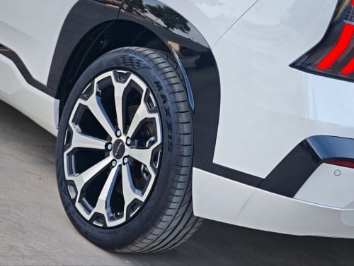 AION V LUXURY 2026- 650km (99%)