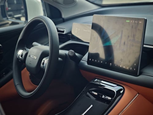 AION V LUXURY 2026- 650km (99%)