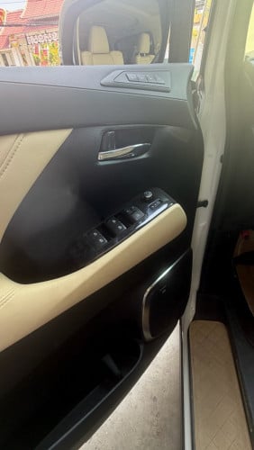 Alphard 2015ឡើង2025