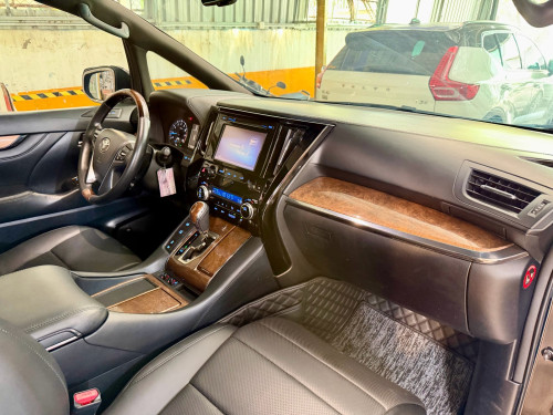 Alphard 2016 V6 សាំង Spec រុស្សី(full)ឆ្វេងសុីន