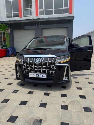 ALPHARD 2018​ ហ្សុីន full options ម្ចាស់​ដើម​