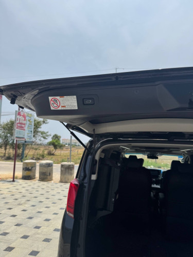 ALPHARD 2018​ ហ្សុីន full options ម្ចាស់​ដើម​