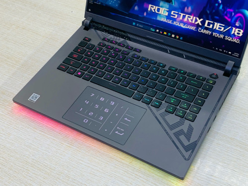Asus ROG Strix G16 G614JV 16”2.5K 240Hz