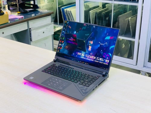 Asus ROG Strix G16 G614JV 16”2.5K 240Hz
