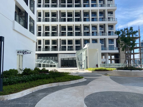 Condo Loft Prince Huanyou for Sale 2 Units Or Rental in Bare unit for office ( Price Negotiable)