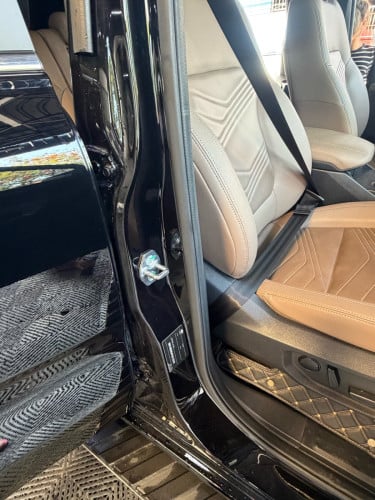 Ford everest 2023 titanuim full ពេញ ម្ចាស់ផ្ទាល់