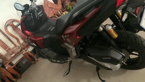 Honda adv 160