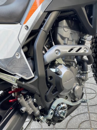 Honda CRF ឆ្នាំ2024 របស់ជប៉ុន🇯🇵 122គីឡូ កំលាំង 250L មហាសែនខ្ចីដូចថ្មីកេះ100%