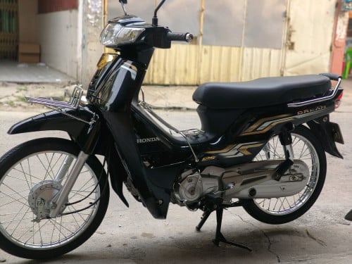 Honda Dream 2025 ម្ចាស់ដេីម