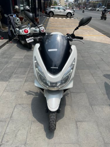 Honda pcx125cc 2012