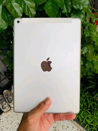 IPad 6 generation Sim&Wifi 32Gb