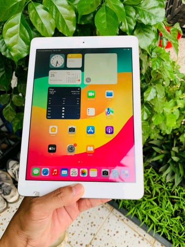 IPad 6 generation Sim&Wifi 32Gb